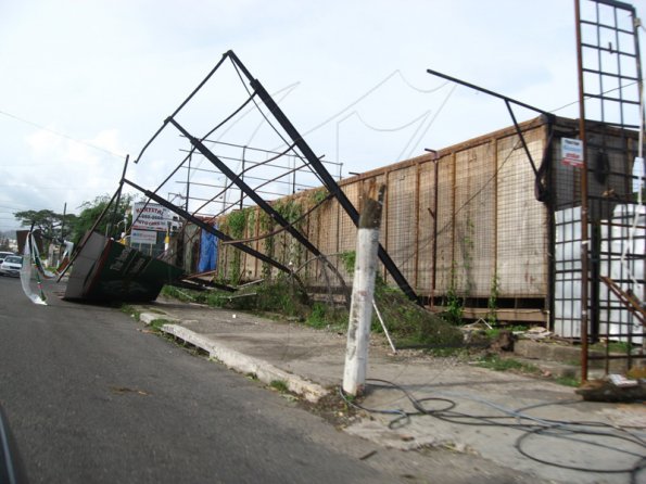 hurricane-dean_take-2-336