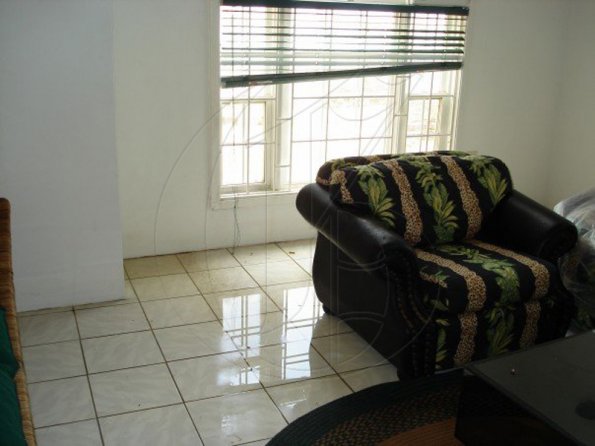 n555435391_1088086_8255